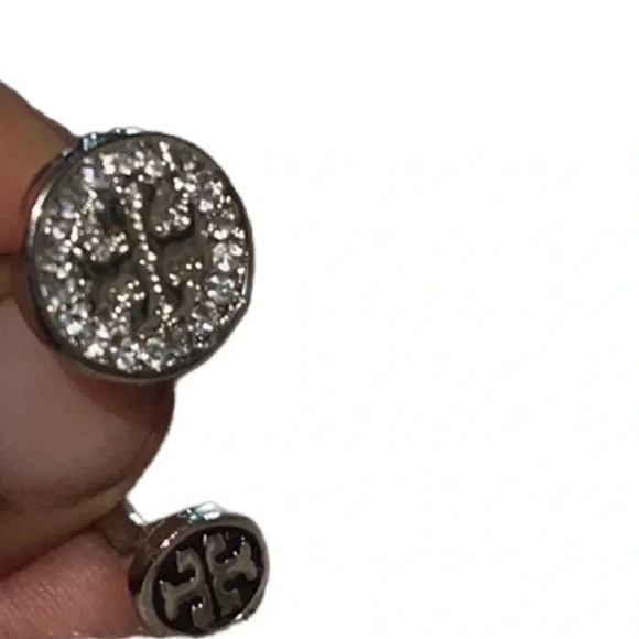 Fashion Tory silver tone open cuff ring Sz 8 - Picture 1 of 8